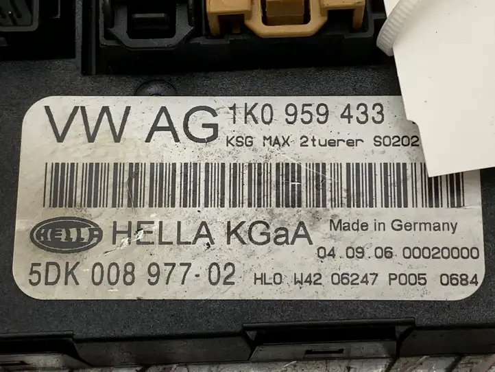 Volkswagen Touran I (2003 - 2010) 1K0959433BT Модуль комфорта — фото 2