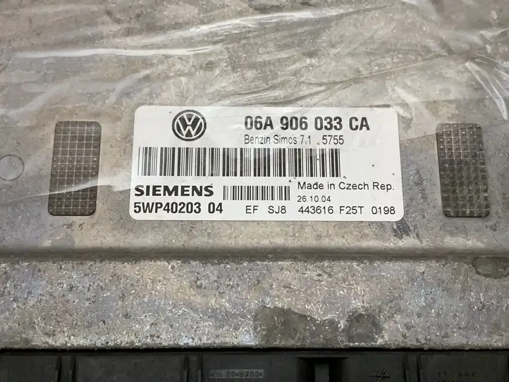 Volkswagen Golf V (2003 - 2009) 06A906033CA Блок управления двигателем (ЭБУ) — фото 2