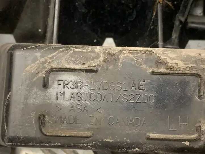 Ford Mustang VI (2015 - ) FR3B17D961AE Кронштейн заднего бампера — фото 2