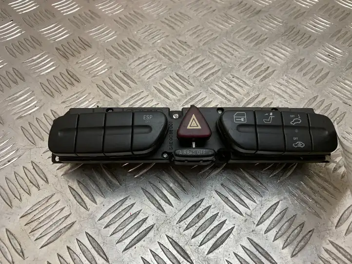 Mercedes-Benz C W203 (2000 - 2007) 2038216258 Другие включатели / ручки/ переключатели — фото 1