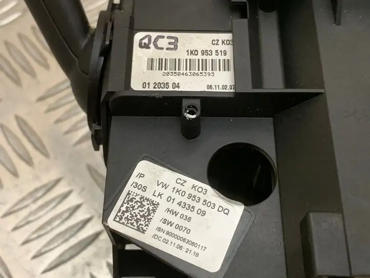 Volkswagen Golf V (2003 - 2009) 1K0953503DQ Комплект ручек — фото 2
