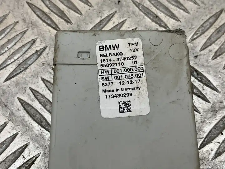 BMW 3 F30 F35 F31 (2012 - 2018) 8740252 Блок управления топливным насосом — фото 3