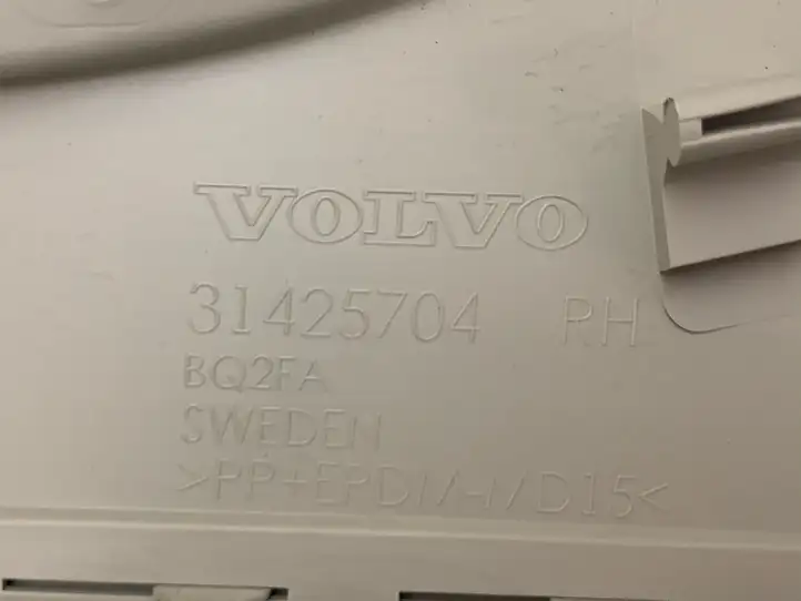Volvo XC60 (2017 - ) 31425704 Верхняя обшивка стойки D — фото 2