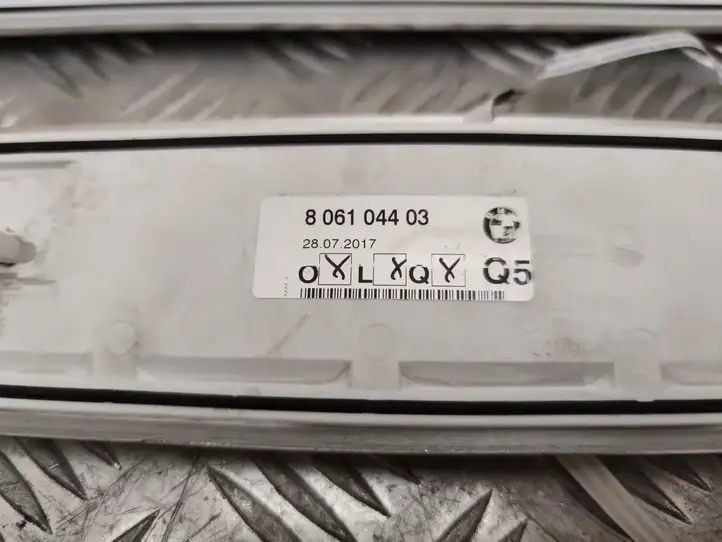 BMW 7 G11 G12 (2015 - 2022) 8061028 Внутренняя отделка переднего порога — фото 5