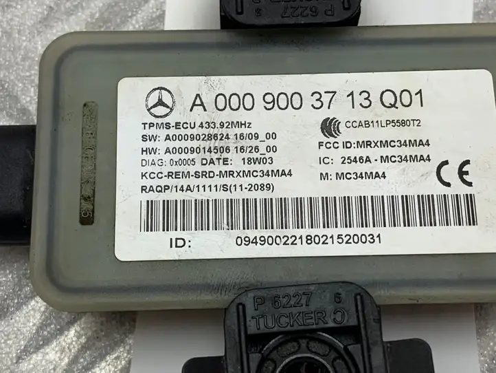 Mercedes-Benz GLC X253/C253 (2015 - ) A0009003713 Блок управления TPMS — фото 2