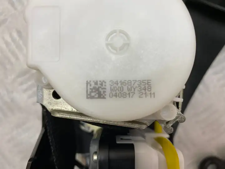 BMW 7 G11 G12 (2015 - 2022) 7402420 Передний ремень безопасности — фото 2