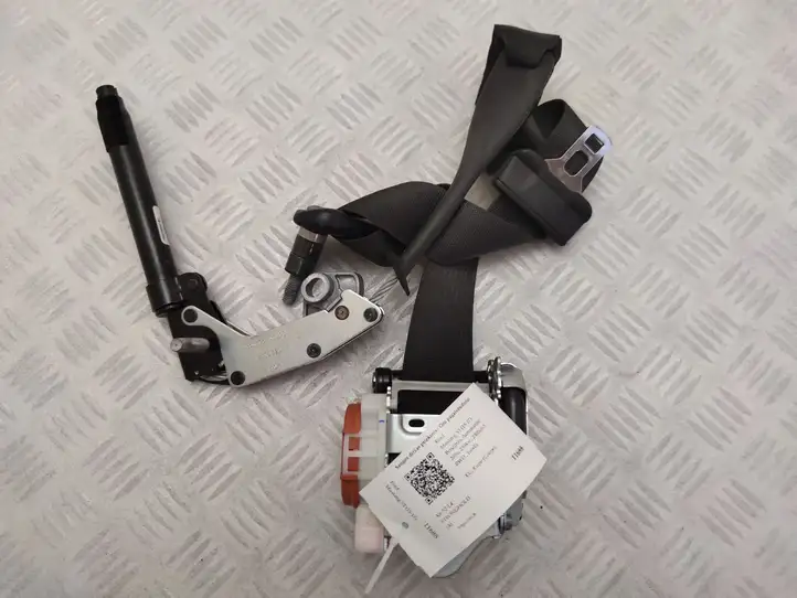 Ford Mustang VI (2015 - ) FR3B63612D64 Передний ремень безопасности — фото 1