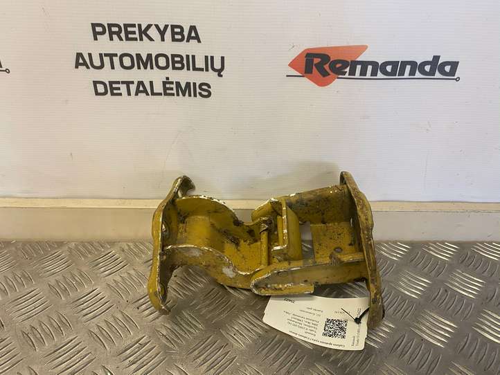 Renault Trafic II (X83) (2002 - 2014)  312304 Нижняя петля задней двери