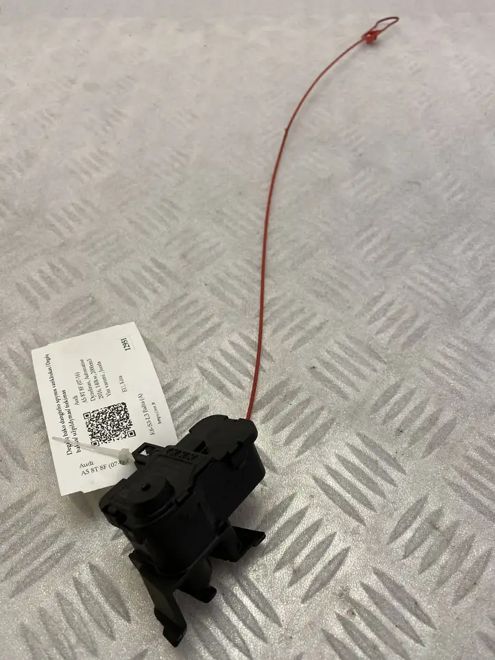 Audi A5 8T 8F (2011 - 2016) 8K0862153H Замок крышки топливного бака — фото 1
