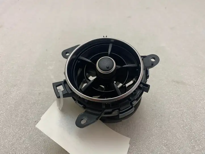 Toyota Auris E180 (2012 - 2018) 5556862280 Боковой воздушный дефлектор — фото 1