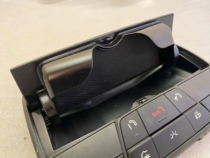 Mercedes-Benz E W238 (2017 - ) A0009000913 Передняя подсветка — фото 2