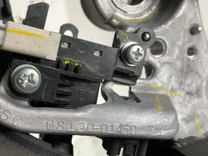 Toyota Corolla Verso AR10 (2004 - 2009) GS12001450 Руль — фото 4