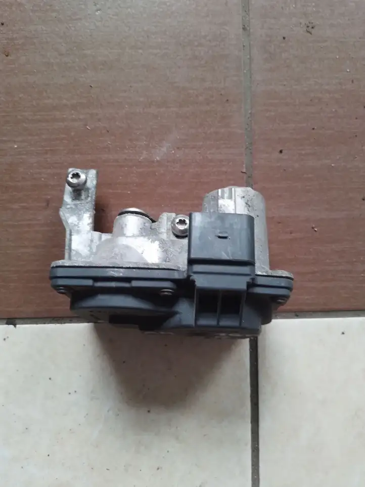 Audi A4 S4 B9 (2015 - 2019) 3Q0253691F Электрозадвижка двигателя — фото 2