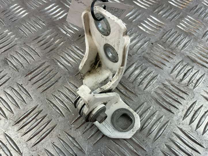 Ford EcoSport (2013 - 2018)  BB537822811AH Нижняя петля задней двери