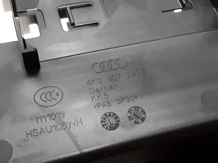 Audi A6 S6 C8 4K (2018 - ) 4K0907297B Прочая отделка багажника — фото 2