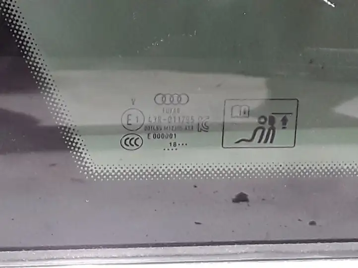 Audi A6 S6 C8 4K (2018 - ) 4K9845297A Заднее боковое стекло — фото 3
