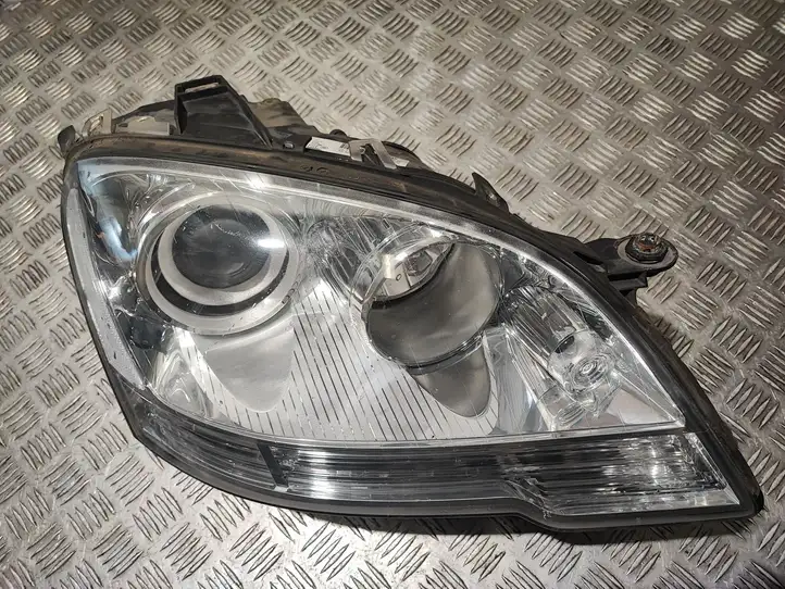Mercedes-Benz ML W164 (2005 - 2011) A1648204861 Передняя фара — фото 1