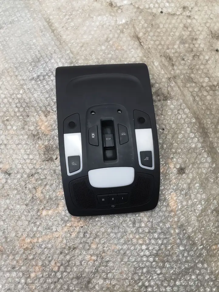 Audi A6 C7 (2014 - 2018) 4G0947135 Передняя подсветка — фото 1