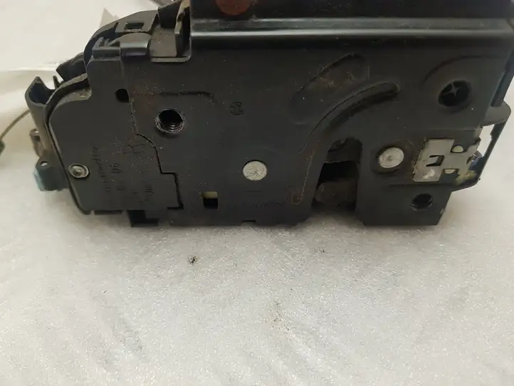 Volkswagen Caddy (2004 - 2010) 3D1837016AQ Замок передней двери — фото 4