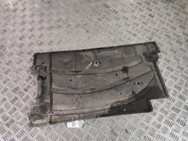 Toyota Prius (XW30) (2009 - 2015) 5816847020 Боковая защита днища — фото 1