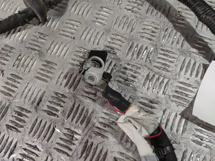 Jeep Grand Cherokee (2010 - 2021) 68148555AC Плюсовой провод аккумулятора — фото 3