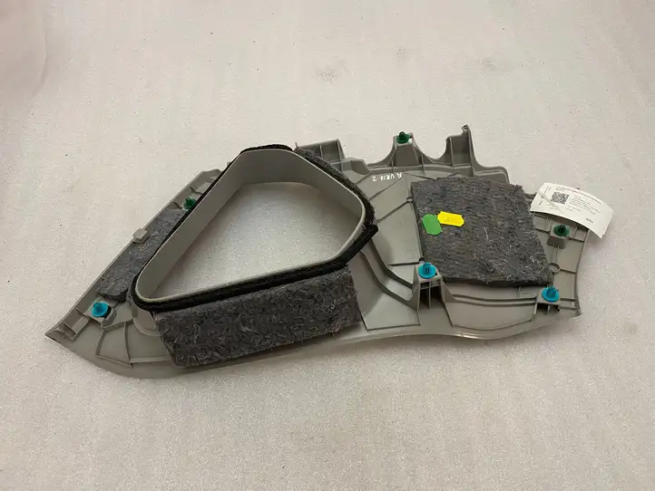 Toyota Auris E180 (2012 - 2018) 6247002280 Обшивка стойки C — фото 4