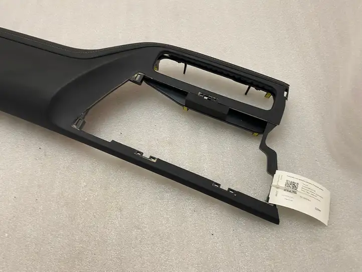 Toyota Auris E180 (2012 - 2018) 5540302230 Декоративная планка — фото 4