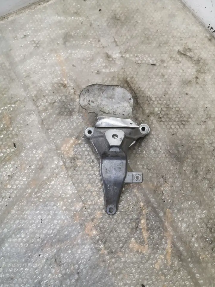 Audi A6 C7 (2014 - 2018) 4G0199308AC Кронштейн двигателя — фото 1