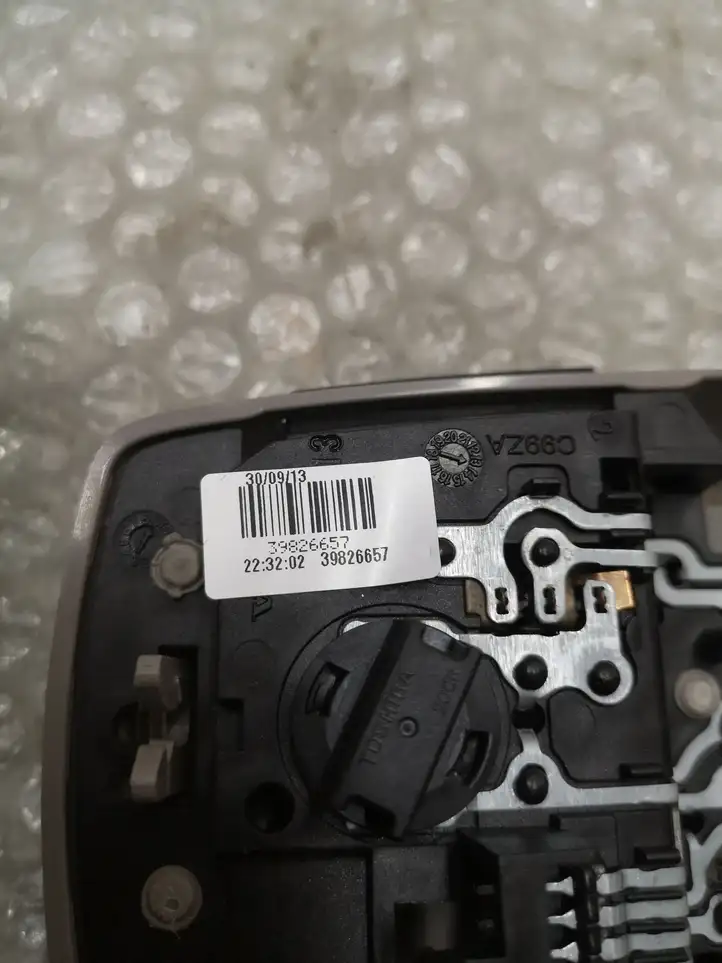 Volvo S60 (2013 - 2018) 39826657 Задняя подсветка — фото 2