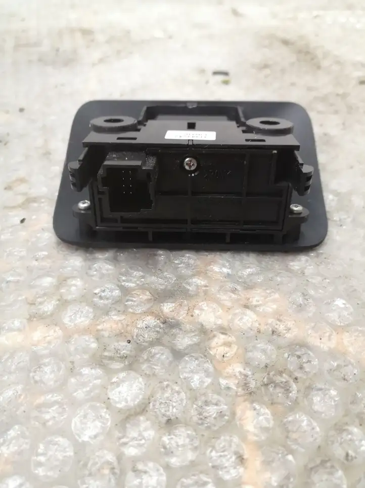Volvo S60 (2013 - 2018) 31343242 Кнопка ручного тормоза — фото 2