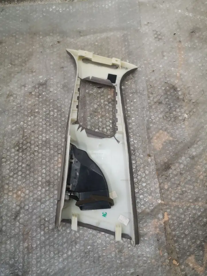 Volvo S60 (2013 - 2018) 39802488 Верхняя обшивка стойки B — фото 2