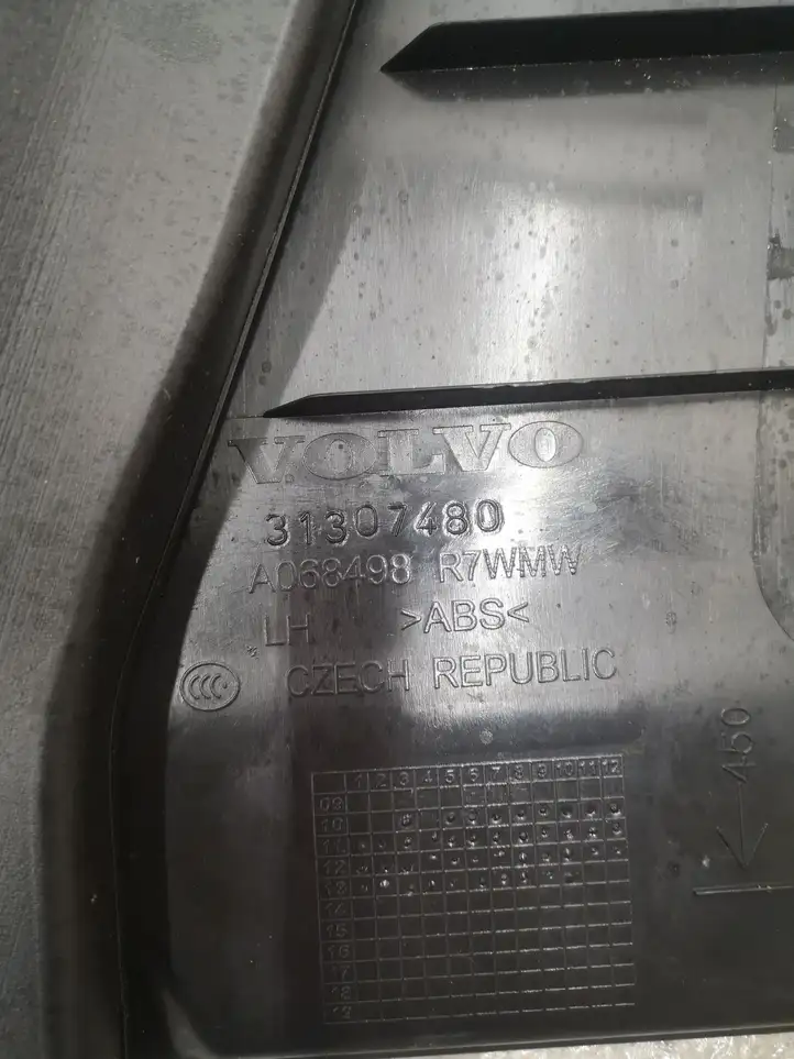 Volvo S60 (2013 - 2018) 31307480 Нижняя обшивка стойки B — фото 2