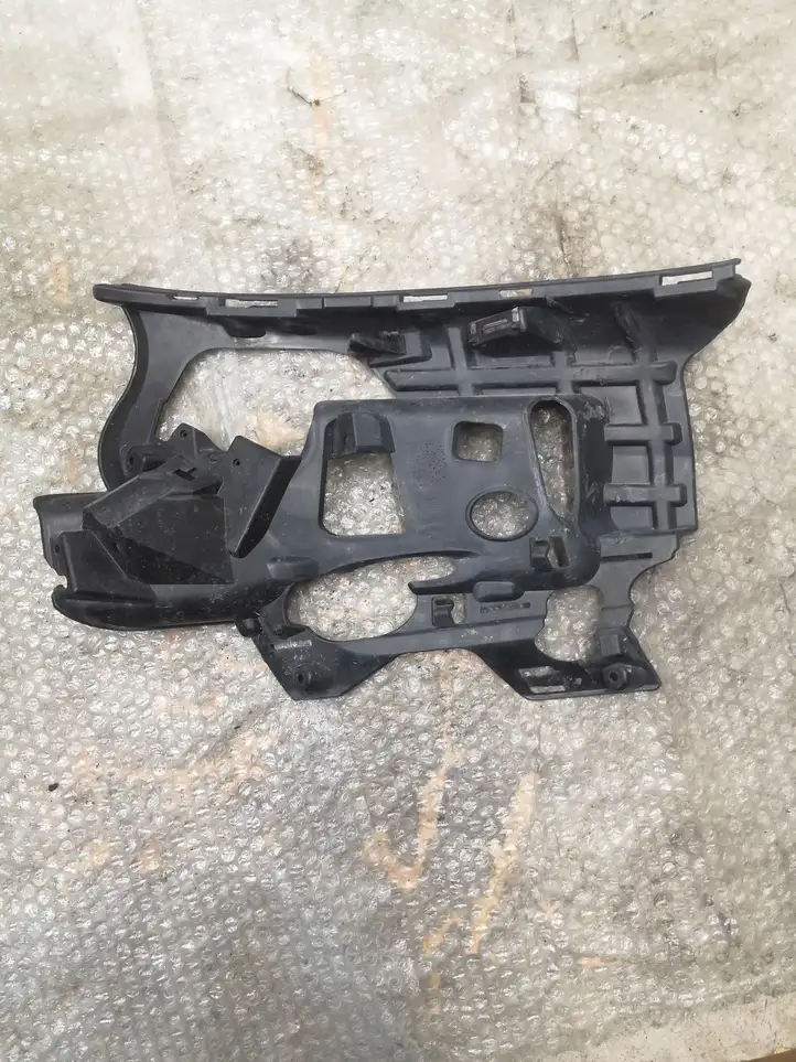 Volvo S60 (2013 - 2018) 31323840 Кронштейн переднего бампера — фото 1