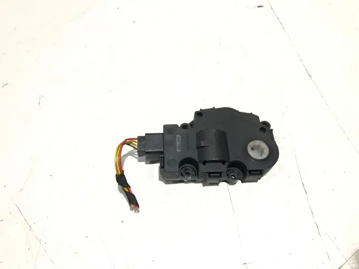 BMW 3 E92 E93 (2005 - 2014) EFB332 Двигатель задвижки потока воздуха — фото 2