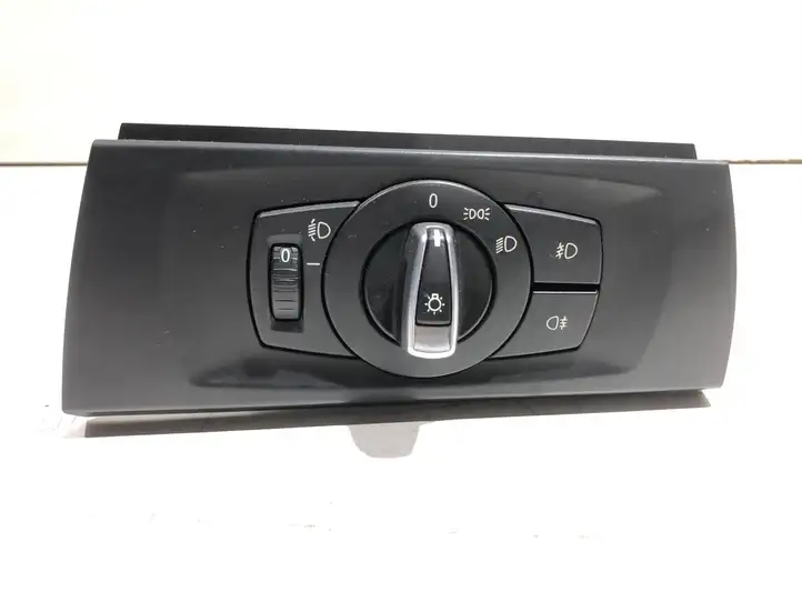 BMW 3 E90 E91 (2005 - 2012) 9169405 Включатель фонарей — фото 1