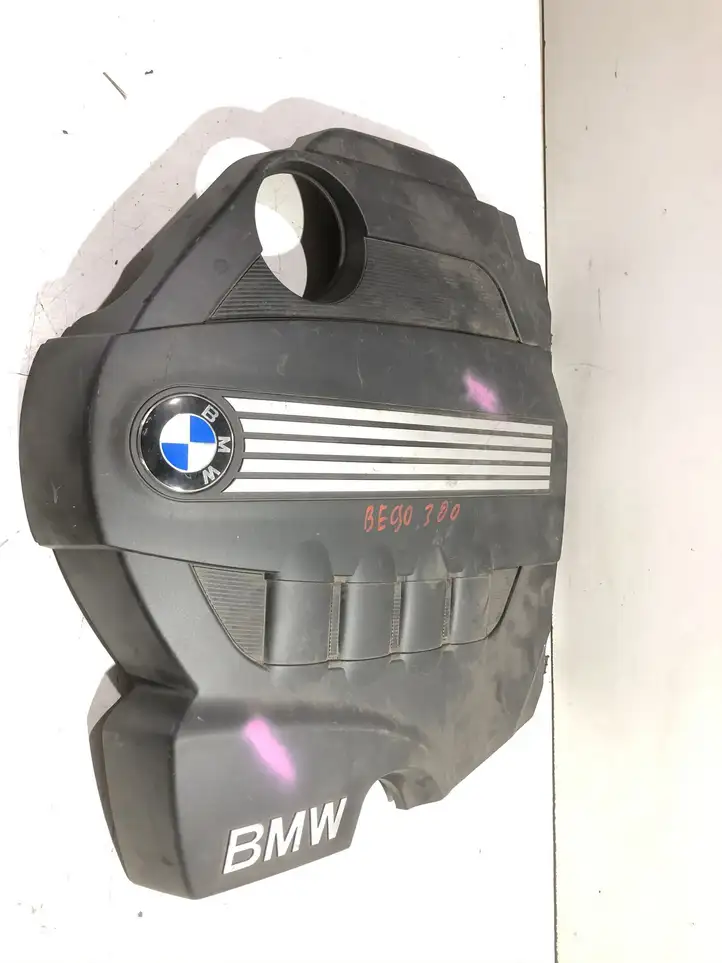 BMW 3 E90 E91 (2005 - 2012) 7797410 Крышка двигателя декоративная — фото 1