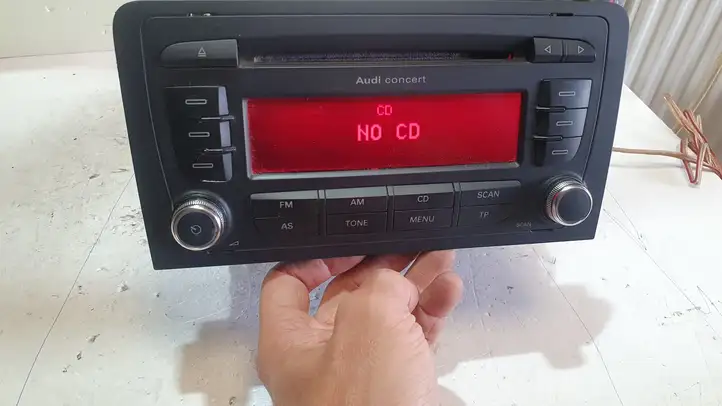 Audi A3/S3 8P (2004 - 2008) 8P0035186P Магнитола / мультимедийная система — фото 12