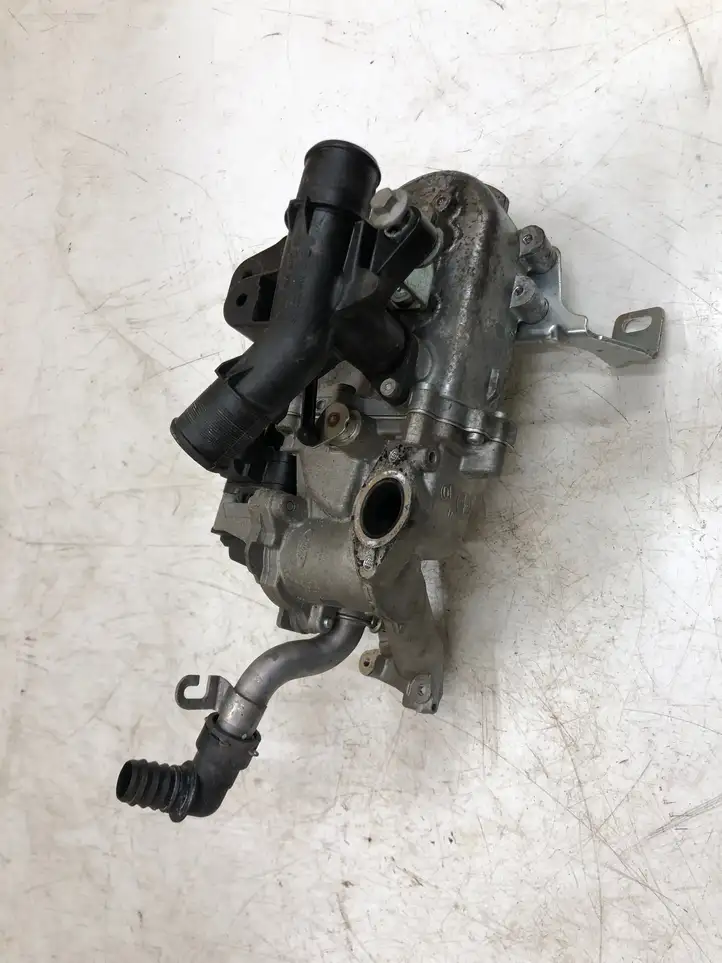 Ford Kuga II (2013 - 2019) 50563908 Охладитель клапана EGR — фото 1