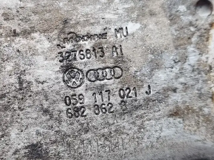 Audi Q7 4L (2005 - 2009) 059117021J Кронштейн масляного фильтра — фото 3