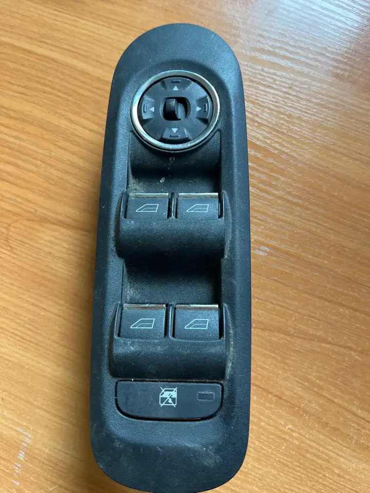 Ford Mondeo Mk III (2000 - 2007) A2610770610 Блок кнопок стеклоподъемников — фото 1