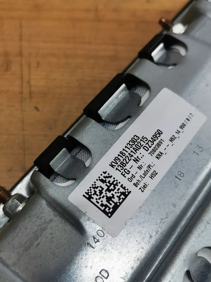 BMW 5 F10 F11 (2009 - 2016) KV918113303 Коленная подушка безопасности — фото 3