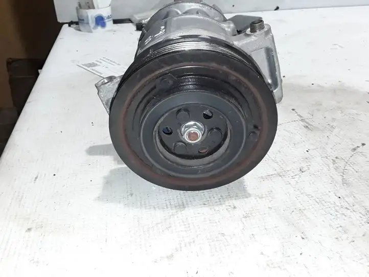 Volvo XC90 (2014 - 2019) 31407759 Компрессор (насос) кондиционера воздуха — фото 3