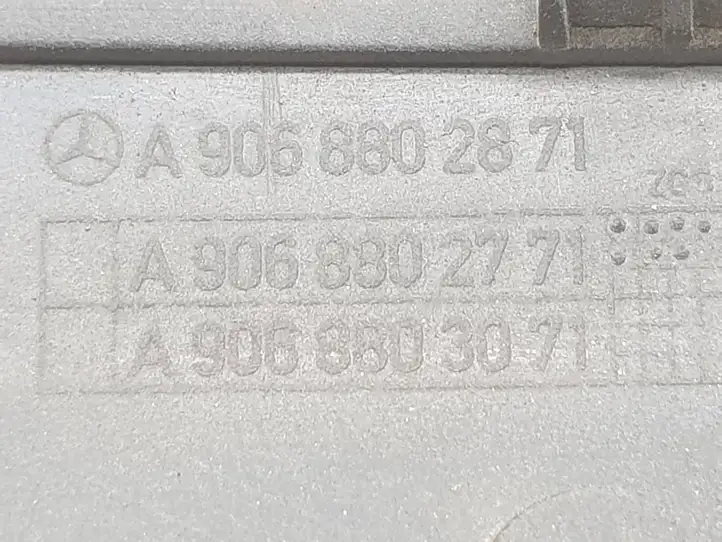 Volkswagen Crafter (2006 - 2016) A9068802871 Молдинг крыла — фото 5