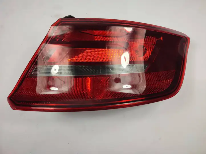 Audi A3/S3 8V (2012 - 2016) 8V4945096C Задний фонарь в кузове — фото 1