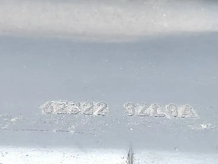 Nissan Pulsar (2014 - 2018) 623223ZL0A Облицовка радиатора — фото 4