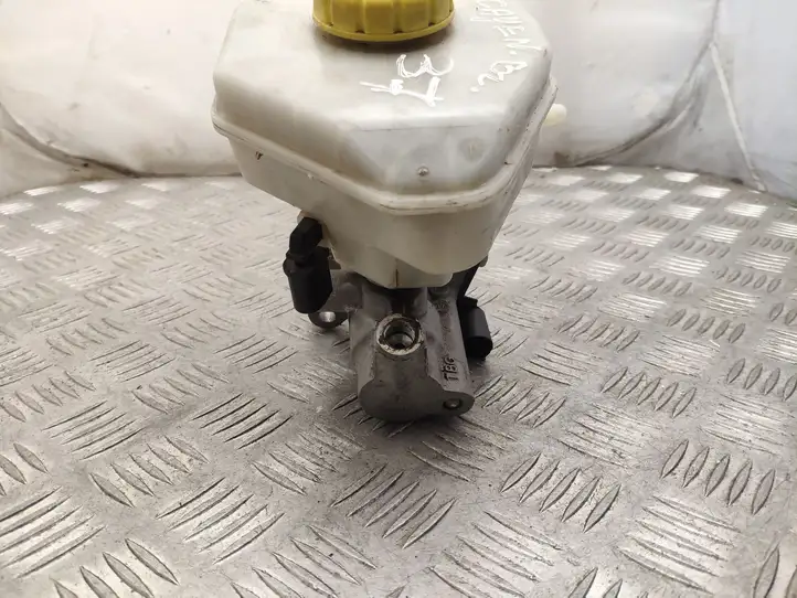 Porsche Cayenne (92A) (2011 - 2017) 7P0611303A Главный тормозной цилиндр — фото 3