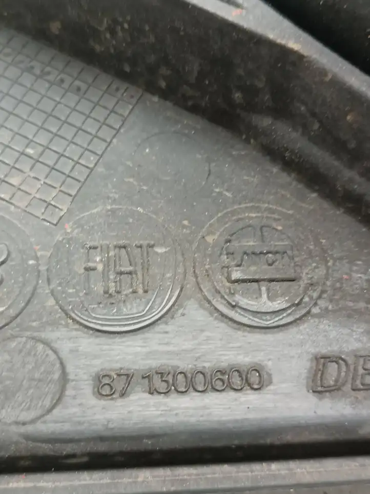 Alfa Romeo Mito (2008 - 2016) 871300600 Дифузор радиатора — фото 3