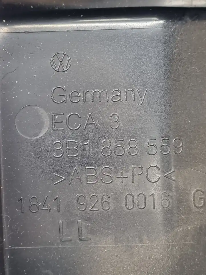 Volkswagen PASSAT B5.5 (2001 - 2005) 3B1858559 Обшивка рулевой колонки — фото 2