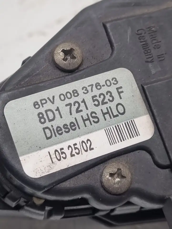 Volkswagen PASSAT B5.5 (2001 - 2005) 8D1721523F Педаль акселератора — фото 2