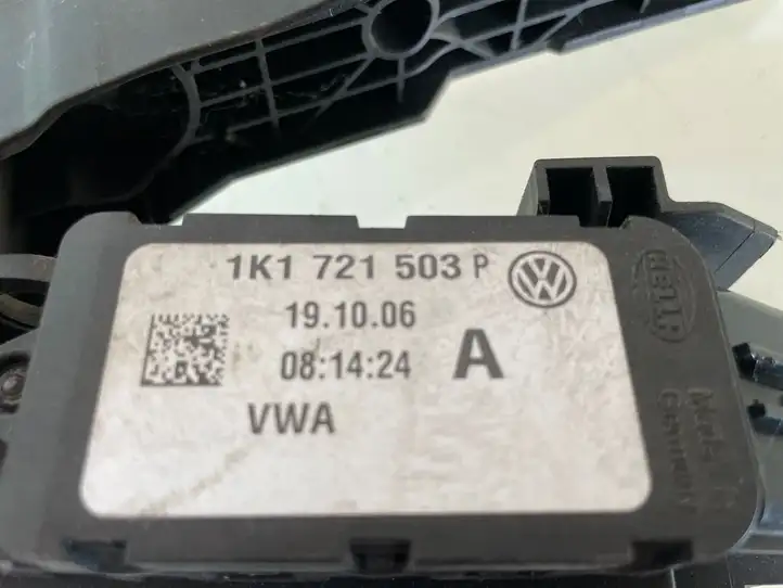 Volkswagen Golf V (2003 - 2009) 1K1721503P Педаль акселератора — фото 3